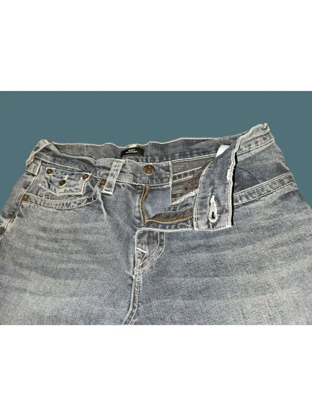 True Religion Ricky Relaxed Straight Leg Stretch Flap Pocket Jeans Men Size 34